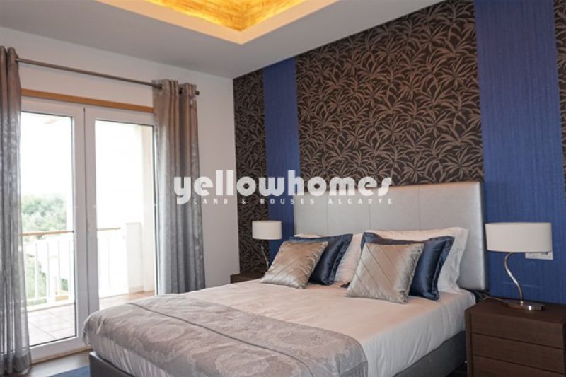 Modern 5 bed Villa in a private condominium in Vilamoura