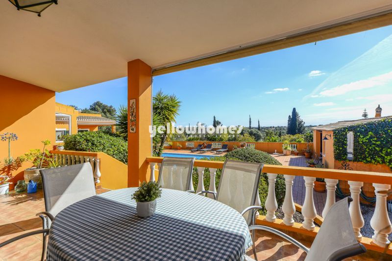 Beautiful and spacious bungalow style villa with stunning views and private pool 