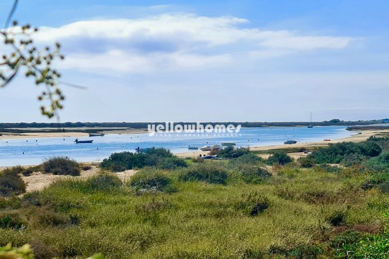 Newly built 2-bed frontline apartment with amazing sea views near Tavira