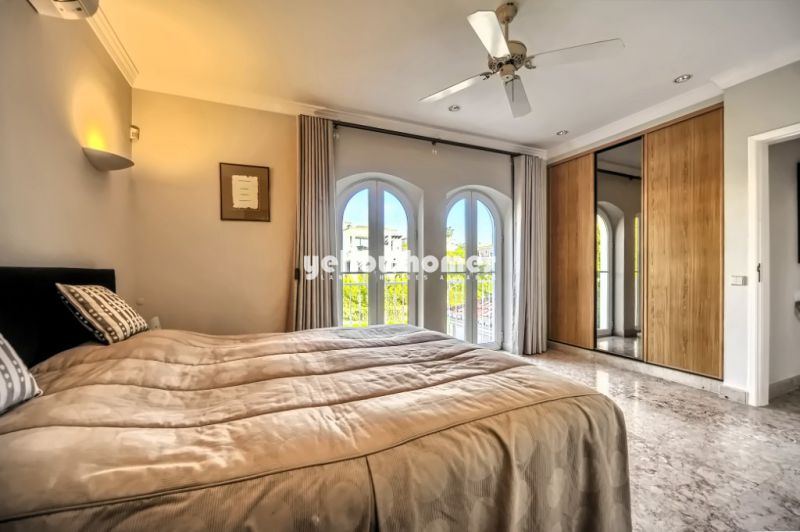 Stunning 5-Bedroom Frontline Golf Villa in Prestigious Vila Sol, Algarve