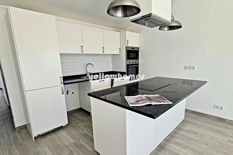 Penthouse com um quarto recentemente renovada no coração de Loulé
