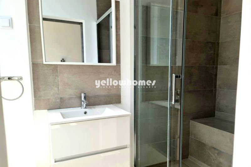 Apartamento elegante com dois quartos, renovado, na zona histórica de Loulé