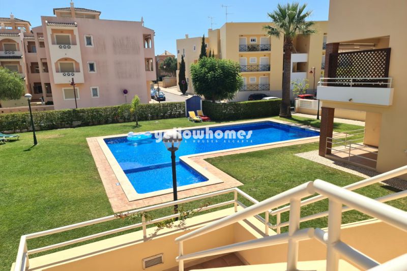 Excelente apartamento T2 com vista para o golfe em Vilamoura