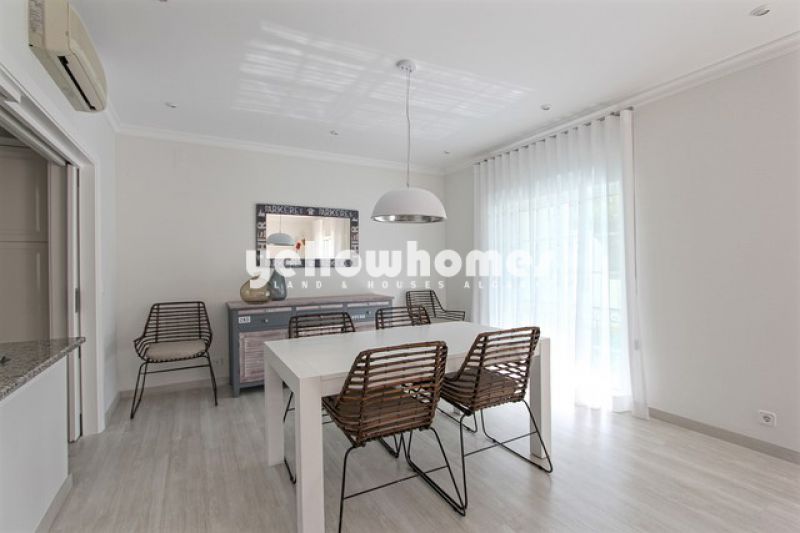 Spacious 3 bedroom apartment with plunge pool in Vale do Lobo