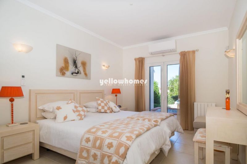 Elegant 3-Bedroom Apartment with Golf Course Views near Carvoeiro