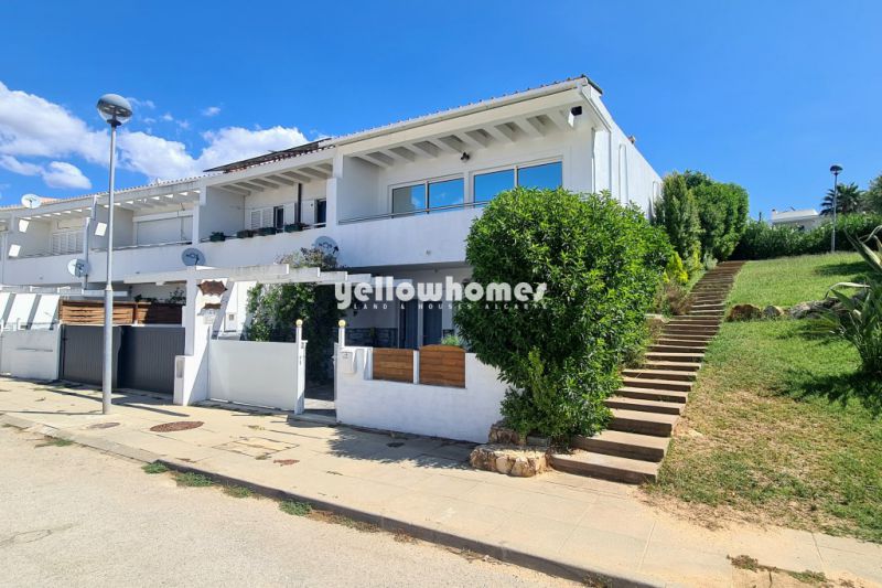 Beautiful townhouse near Alvor in the Western Algarve for a competitive price    
